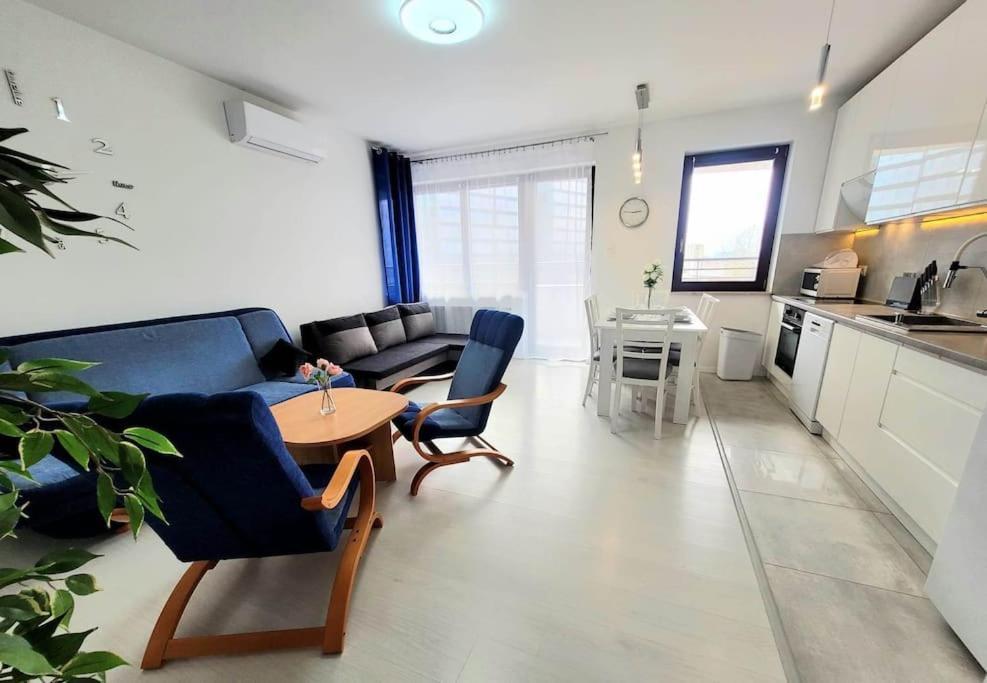 Apartment Sophie 3 Rooms, 2 Bathrooms, 8 Persons Краков Экстерьер фото