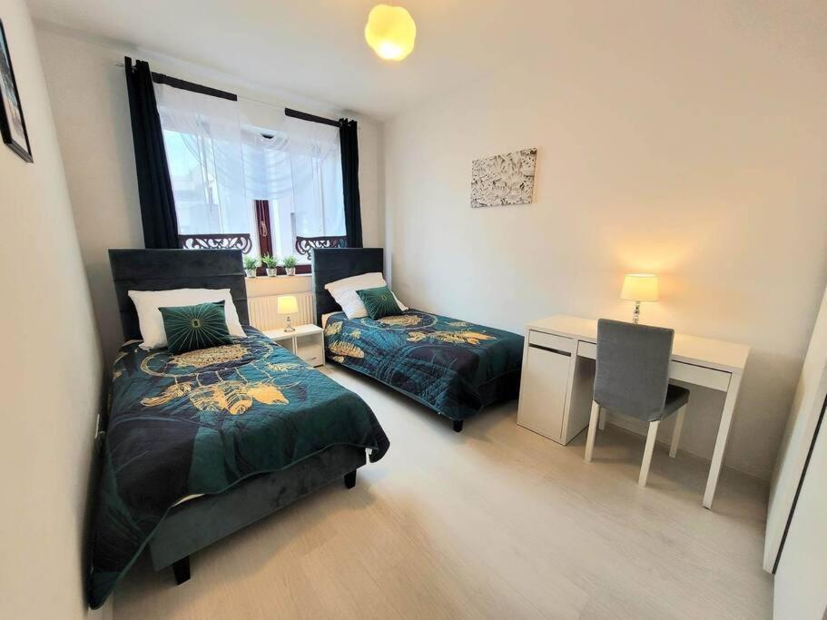Apartment Sophie 3 Rooms, 2 Bathrooms, 8 Persons Краков Экстерьер фото