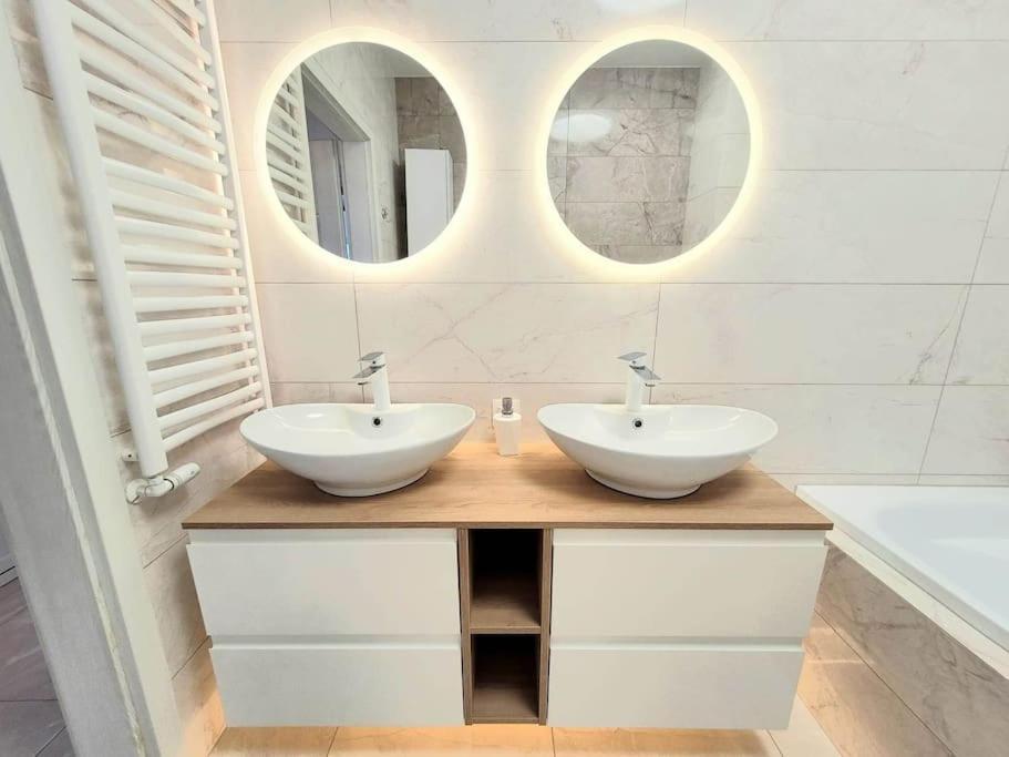 Apartment Sophie 3 Rooms, 2 Bathrooms, 8 Persons Краков Экстерьер фото
