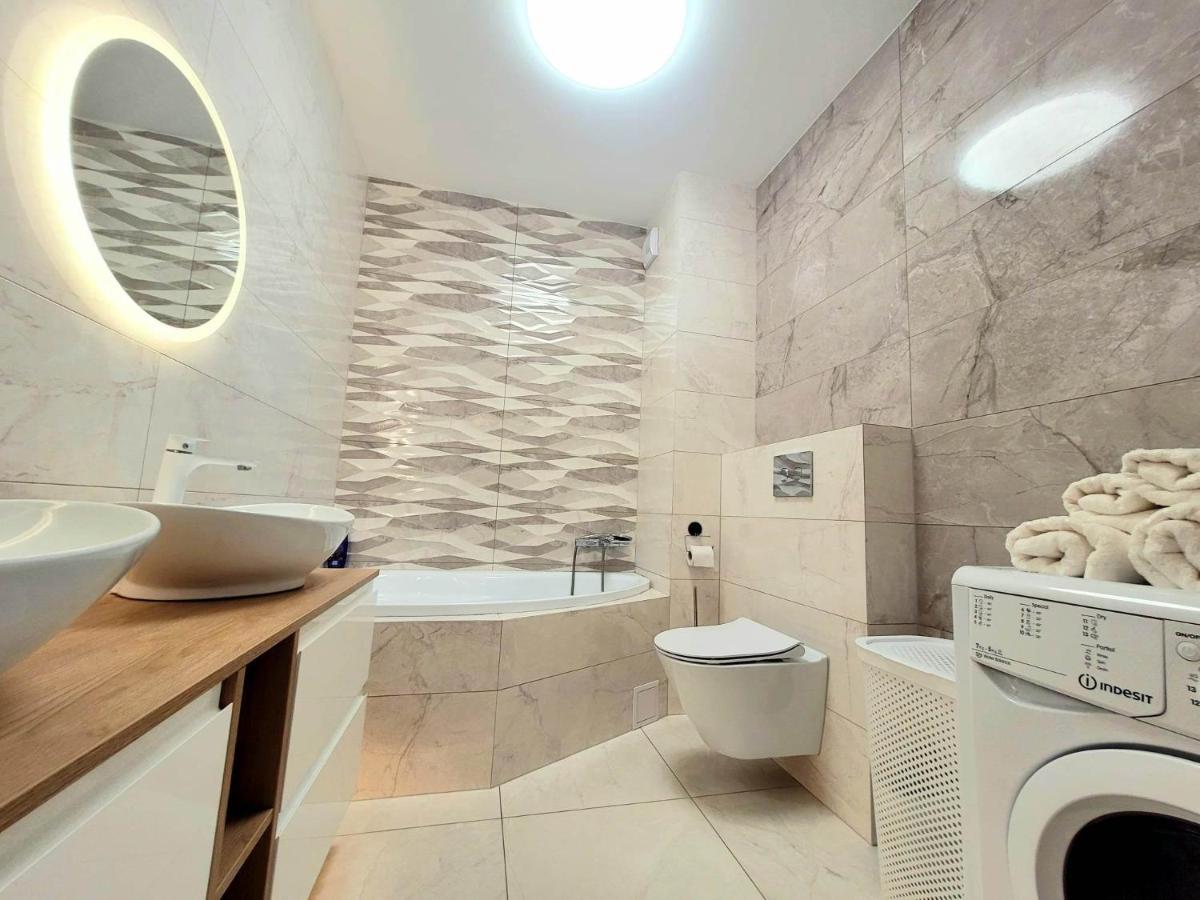 Apartment Sophie 3 Rooms, 2 Bathrooms, 8 Persons Краков Экстерьер фото